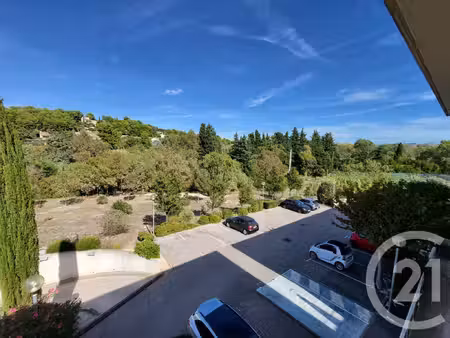 location appartement 2 pièces 46m² marignane 13700
