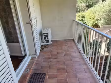 location appartement 1 pièce 21m² la croix valmer 83420