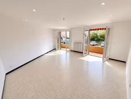 location appartement 4 pièces 91m²