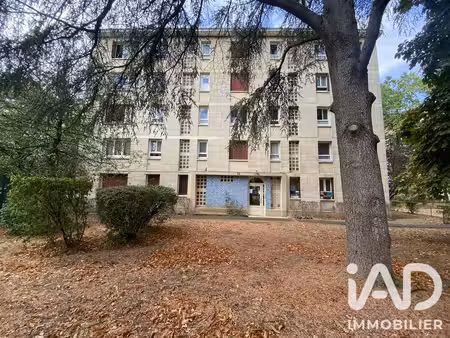 appartement à sainte-geneviève-des-bois (91700)