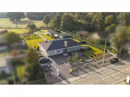 huis te koop in herenthout met 2 slaapkamers