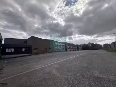 vente entrepôt amiens 80000 3000m²