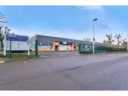 location local d’activités 264m² à 758m²
