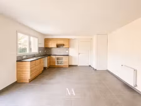 quartier nazareth/camus : maison 4 chambres jardin et garage