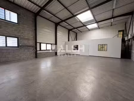 vente local d’activités vénissieux 69200 285m²