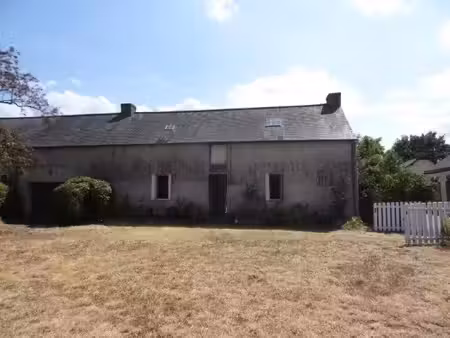 au cœur de fégréac jolie maison en pierre
