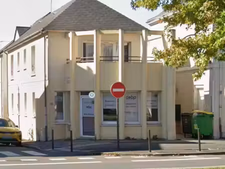 vente bureaux le mans 72100 88m²