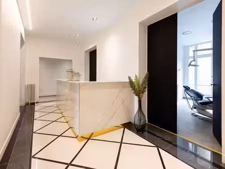 location bureaux 330m²