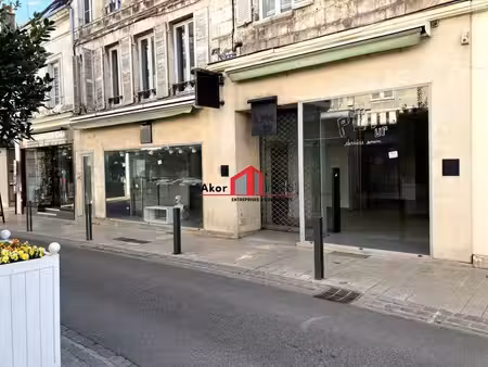 vente commerce auxerre 89000 284m²