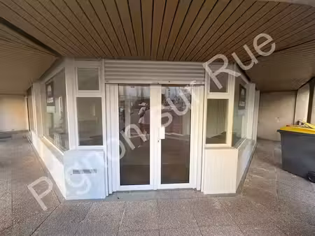 location commerce saint-cloud 92210 40m²