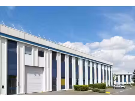 location local d’activités 80m² à 4114m²