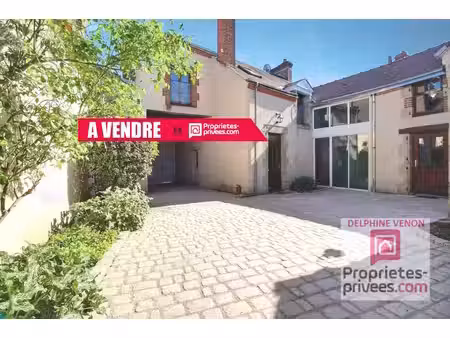 maison de 200 m² avec vie en plain pied + grange et cave voutée sur un terrain de 525 m² e