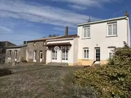 vente maison à gesté (49600) : à vendre / 110m² gesté