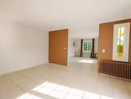 location maison 5 pièces 140.69 m² à vertou (44120)  1 445 €