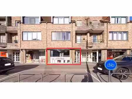 bien commercial à vendre à mol pour € 165.000