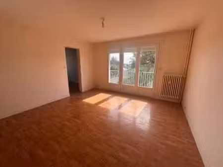 location appartement 4 pièces à angers justices (49000) : à louer 4 pièces / 67m² angers j