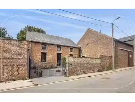 charmante maison 3 chambres – grange – jardin