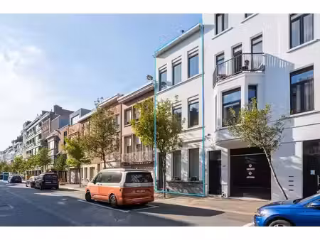 maison de maître pleine de caractère avec espaces extérieurs