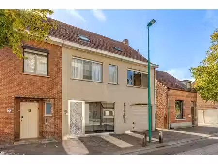 ruime woning in het centrum van vosselaar