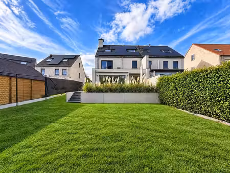maison familiale élégante avec jardin ensoleillé à vendre à gavere