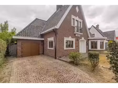 karaktervolle open bebouwing met 3 slaapkamers en grote t...