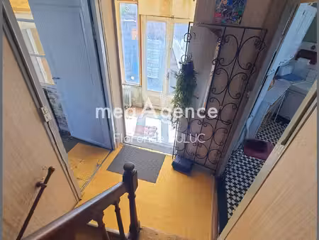 maison avec patio et petit garage en centre ville