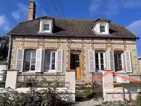 location maison 4 pièces 95 m² à anglure (51260)  770 €