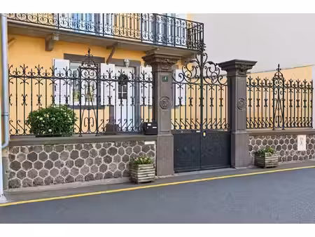 maison volvic