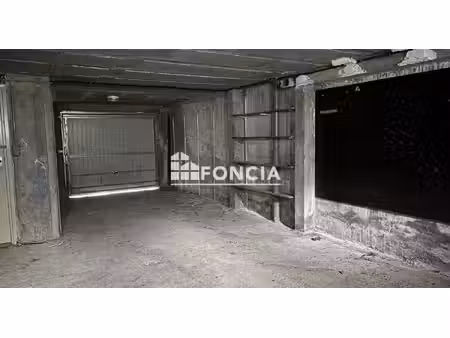 garage au bassin à flot