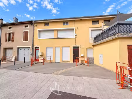 f3 entièrement rénové avec jardin privatif – à 5 minutes à pied de la gare