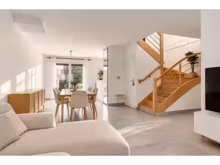 villepreux – maison 3 chambres – jardin – parking