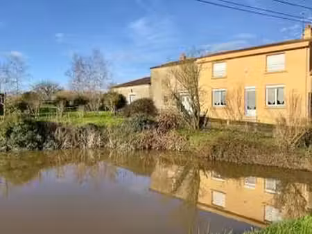 vente maison à gorges (44190) : à vendre / 83m² gorges