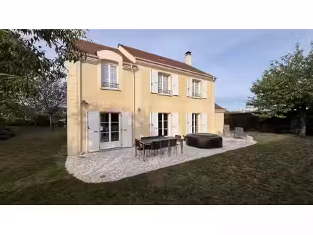 maison familiale récente 5 chambres