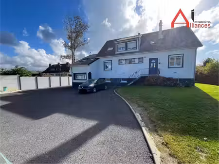 maison de 235 m² avec gîte et grande dépendance sur 1 978 m² de terrain