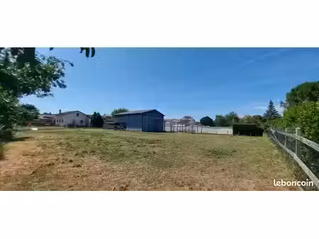 terrain constructible sur perronne