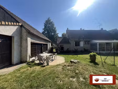 exclusivite. ensemble de 2 maisons. orgerus tout a pied sur