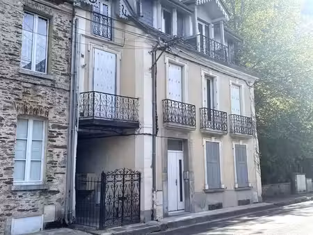 t2 bis 48 73 m² – meublé – 7 couchages – proche thermes & superbagnères