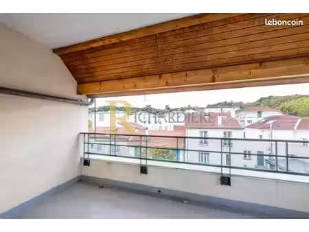 duplex 4 pièces 82 m²