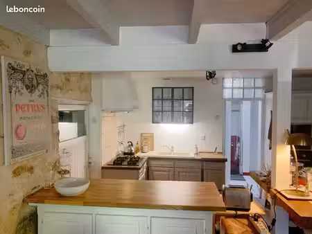 maison en pierres apparentes
