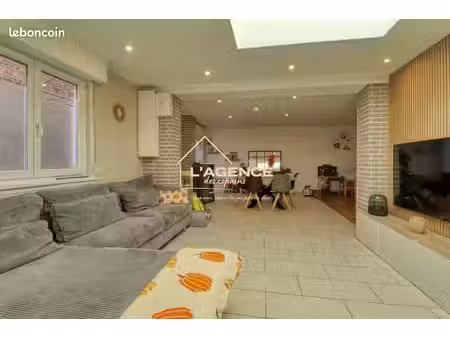 maison 4 pièces 93 m²