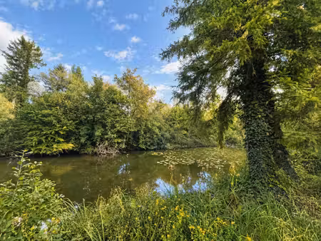 étang et terrain de loisirs – 1 8 hectare