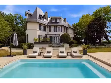 vente propriété 7 pièces 400 m² à montceaux-lès-meaux (77470)  1 716 000 €