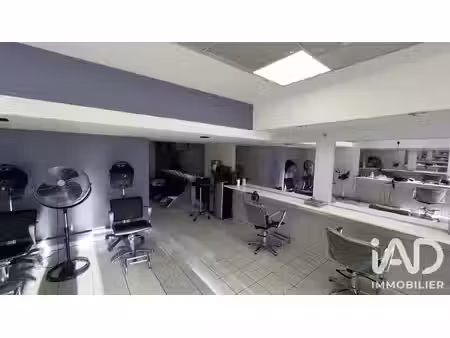 vente esthétique  coiffure 104 m²