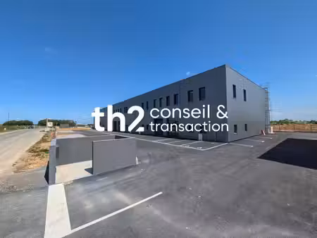 location local commercial