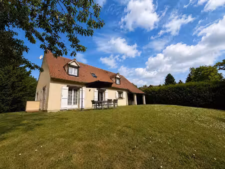 maison spacieuse dans le coeur de condé ste libiaire
