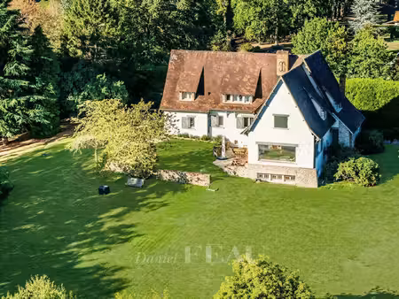 maison de luxe à vendre à montfort-l'amaury