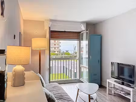 studio 23 3 m2 vue mer