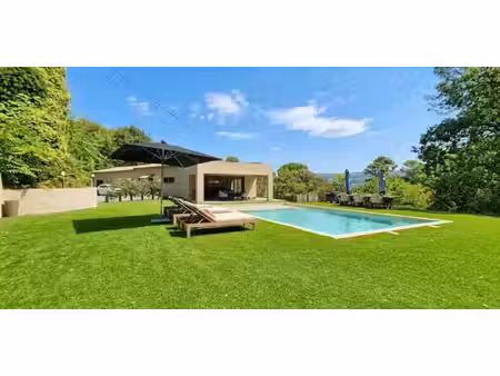 villa avec piscine et terrasse mouans-sartoux (06)