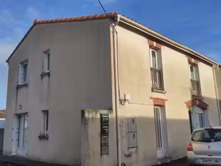 location appartement 3 pièces au loroux-bottereau (44430) : à louer 3 pièces / 57m² le lor