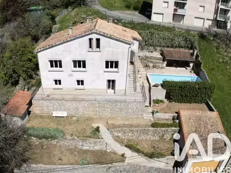 vente maison traditionnelle 8 pièces